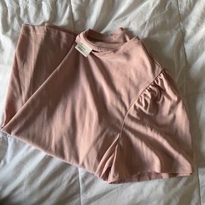 Women’s flounce sleeve top